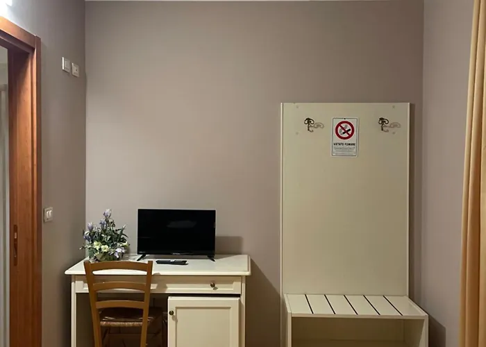 ホテル La Cascina 3*